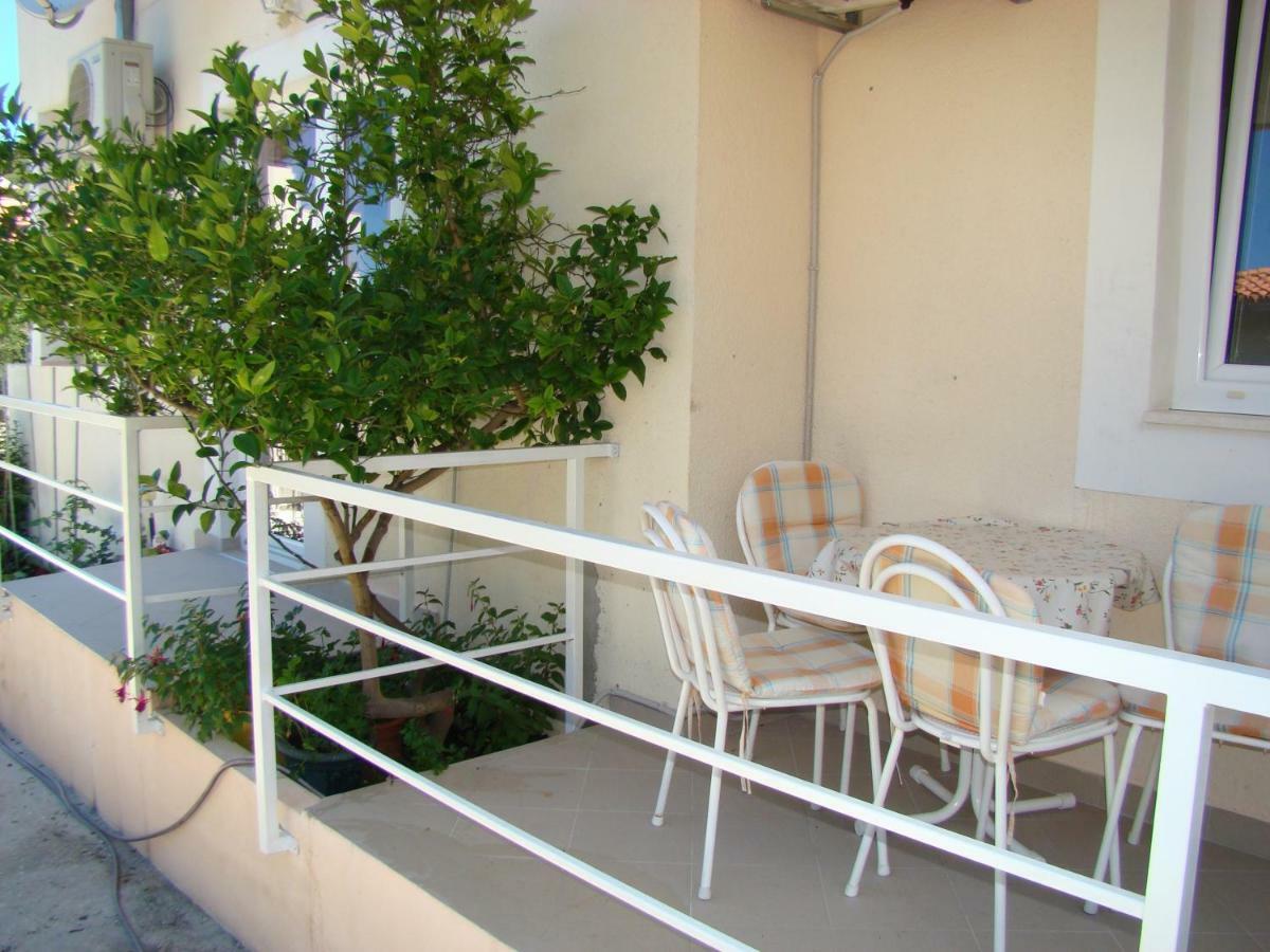 Apartments Ada Tučepi المظهر الخارجي الصورة